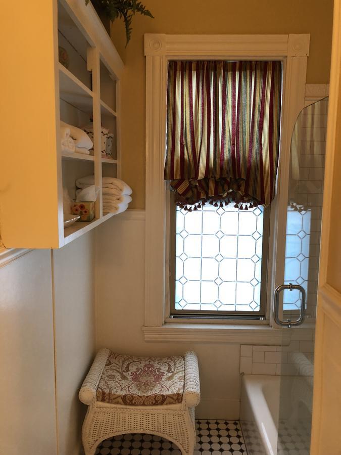 Penley House Bed & Breakfast Auburn Bagian luar foto